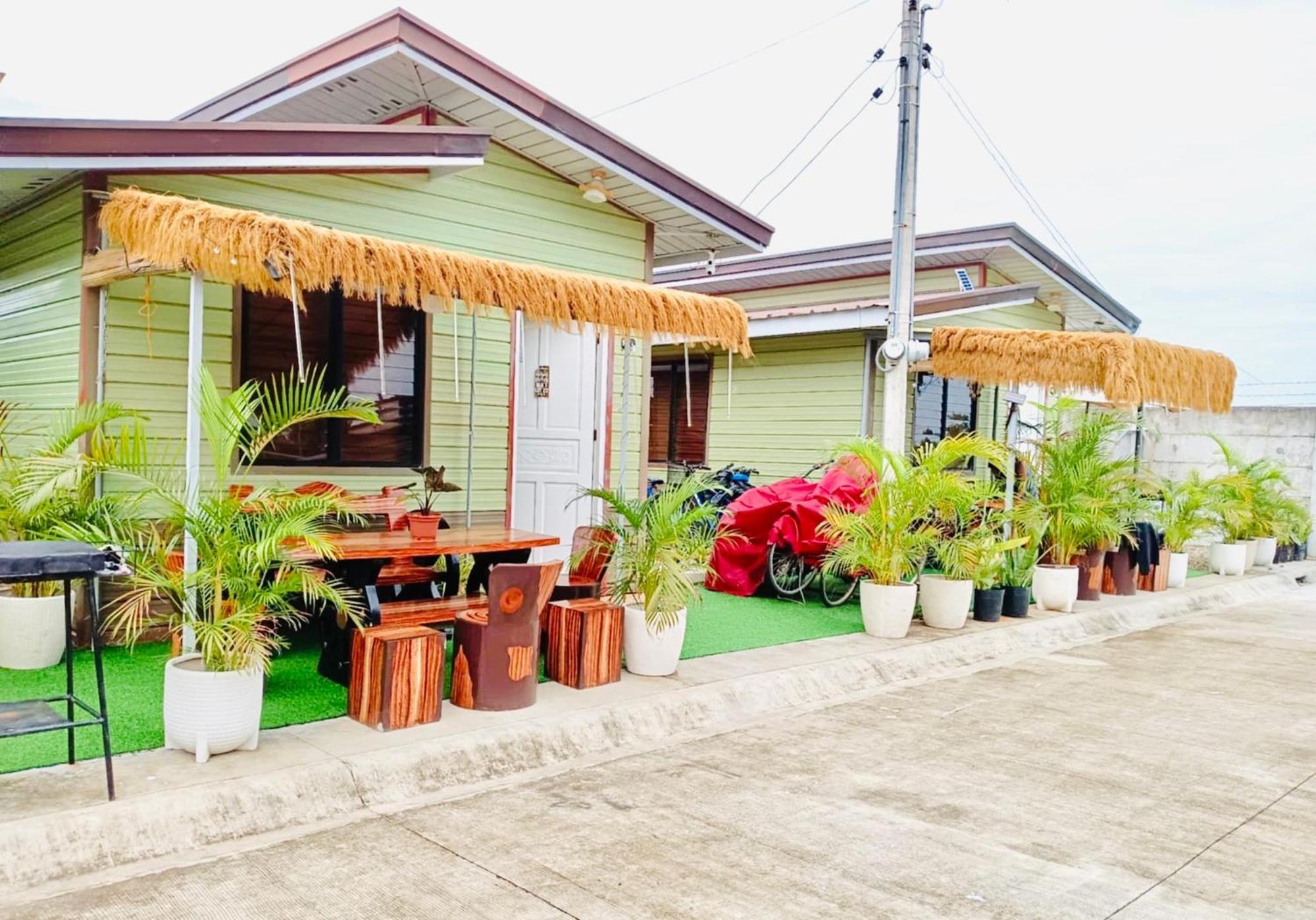 S&E-2 Tiny Guest House - Olango Island Lapu-Lapu City Exterior photo