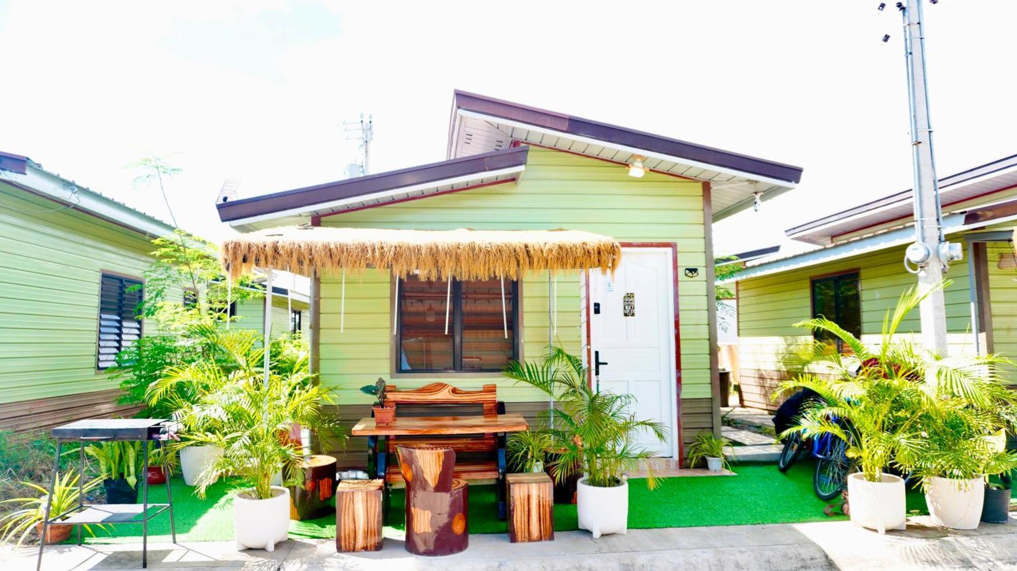 S&E-2 Tiny Guest House - Olango Island Lapu-Lapu City Exterior photo